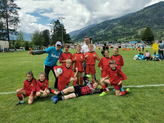 Kinder Fußball