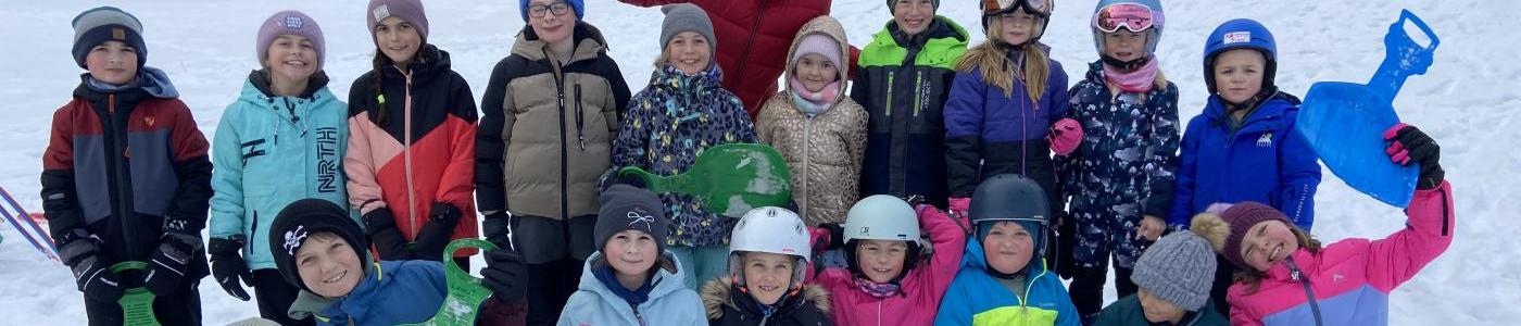 Kinder im Schnee