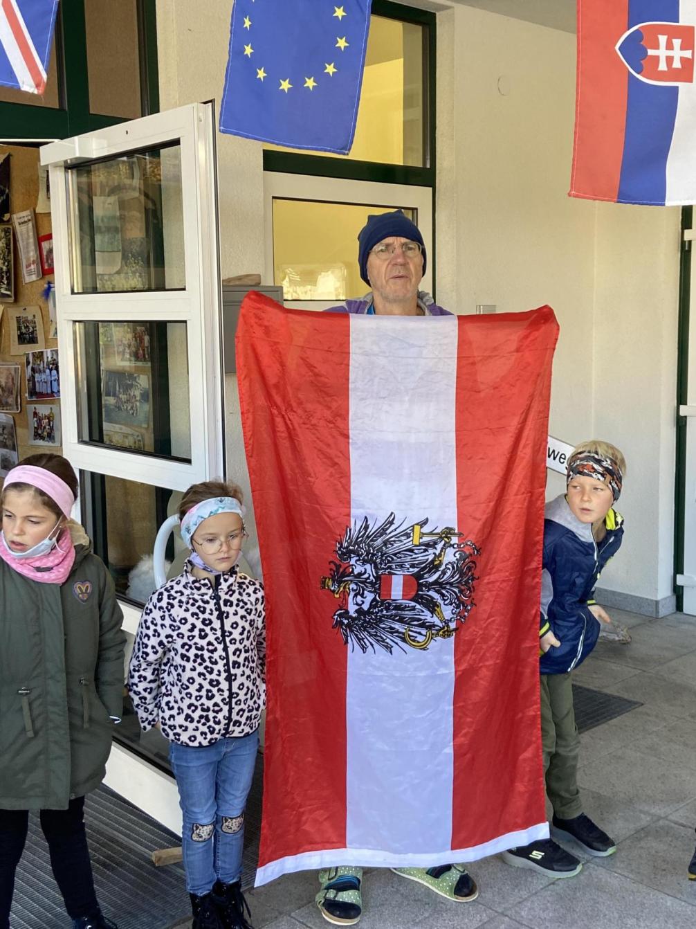 Mann mit Flagge
