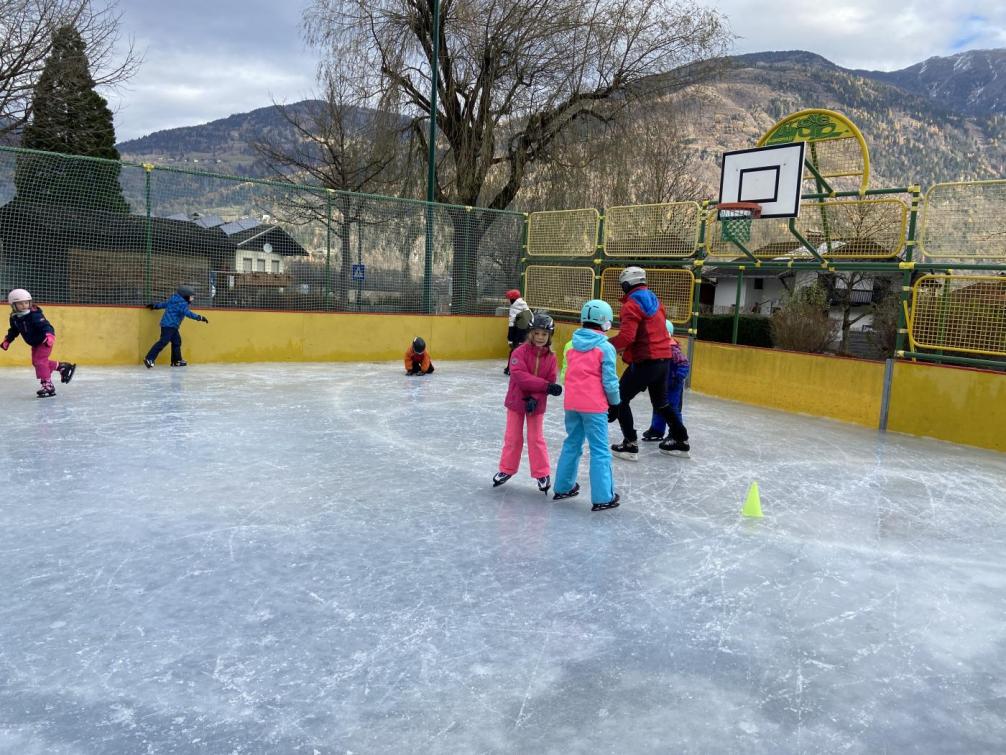 Kinder Eislaufen