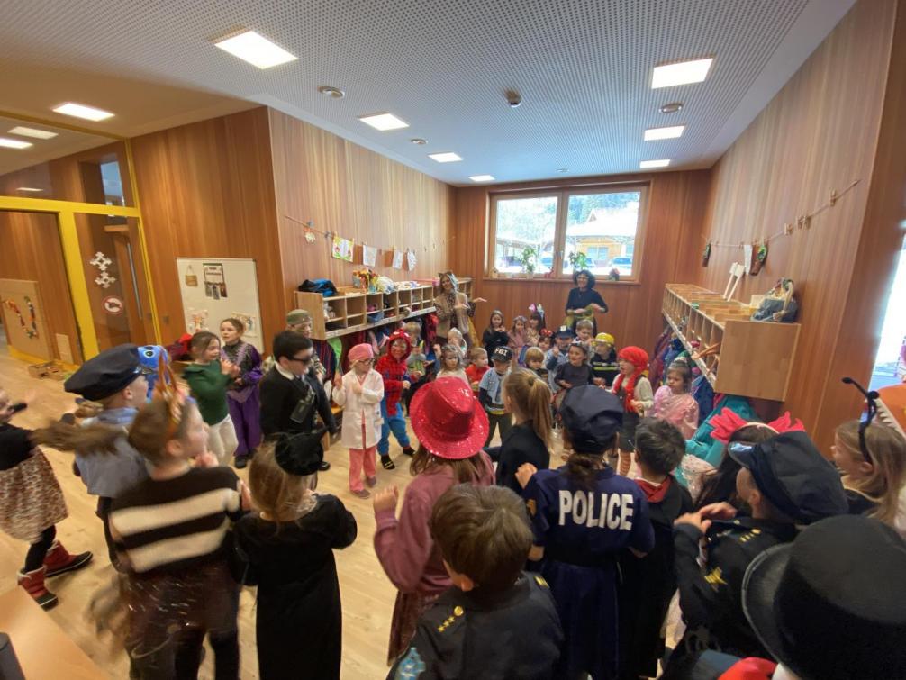 Fasching in Schule