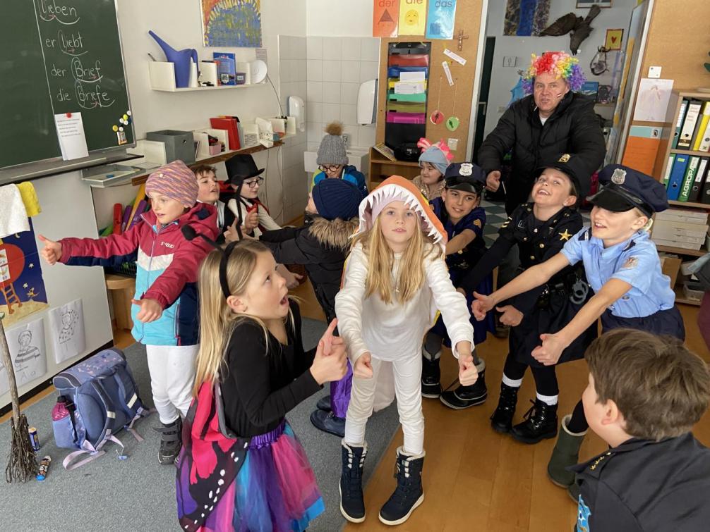 Fasching in Schule