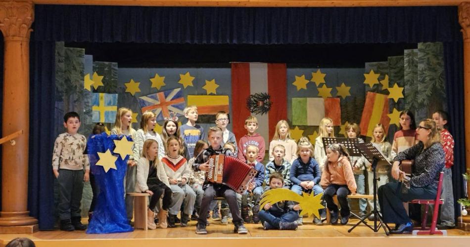 Kinder Bühne Advent